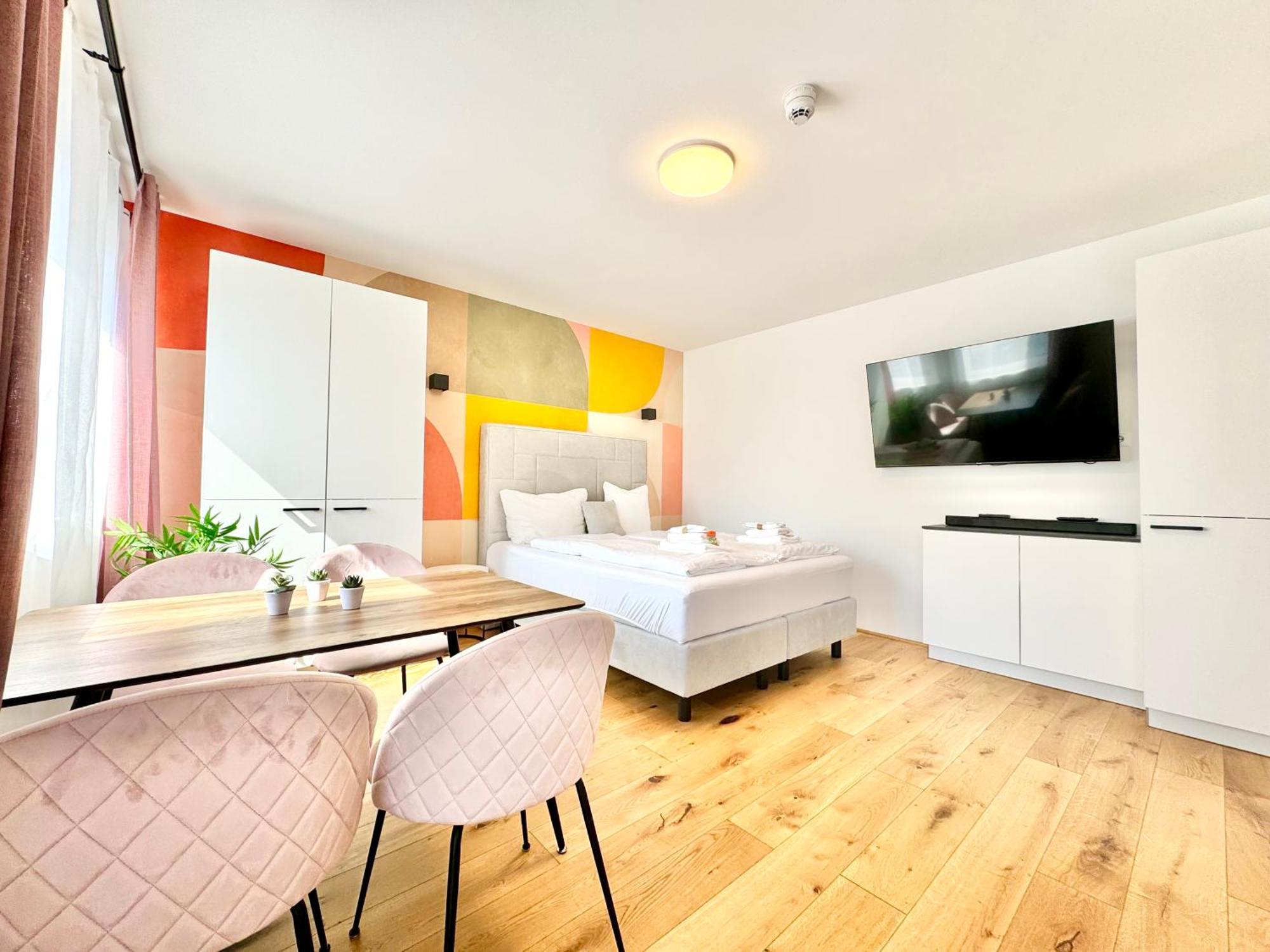 Stylische Wohnung Mit Balkon เวียนนา ภายนอก รูปภาพ